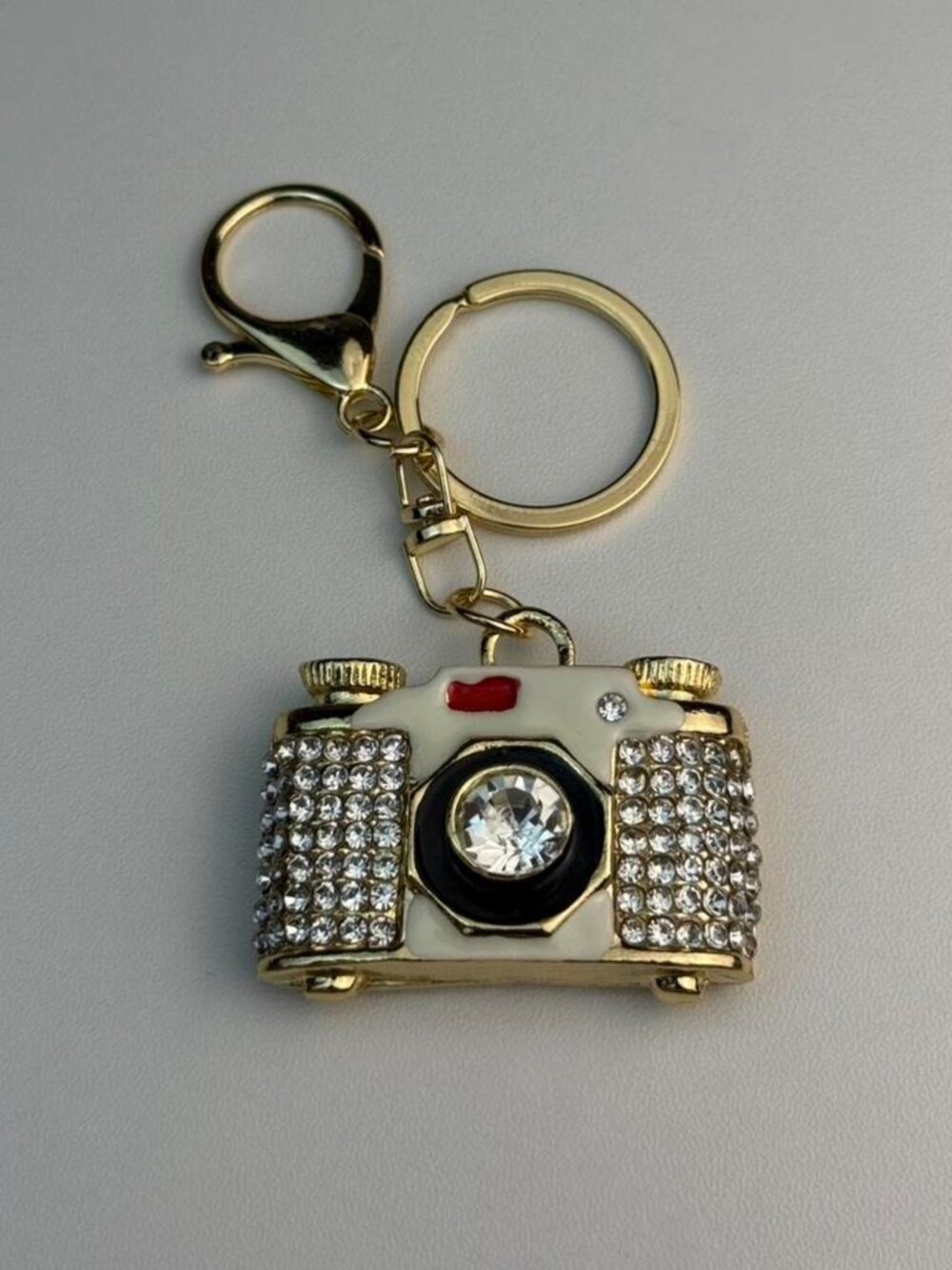 Gold‎ Rhinestone Camera Keychain - Picture 2 of 4